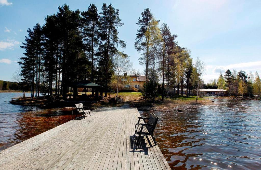 Hotel Laatokan Portti Parikkala Exteriér fotografie