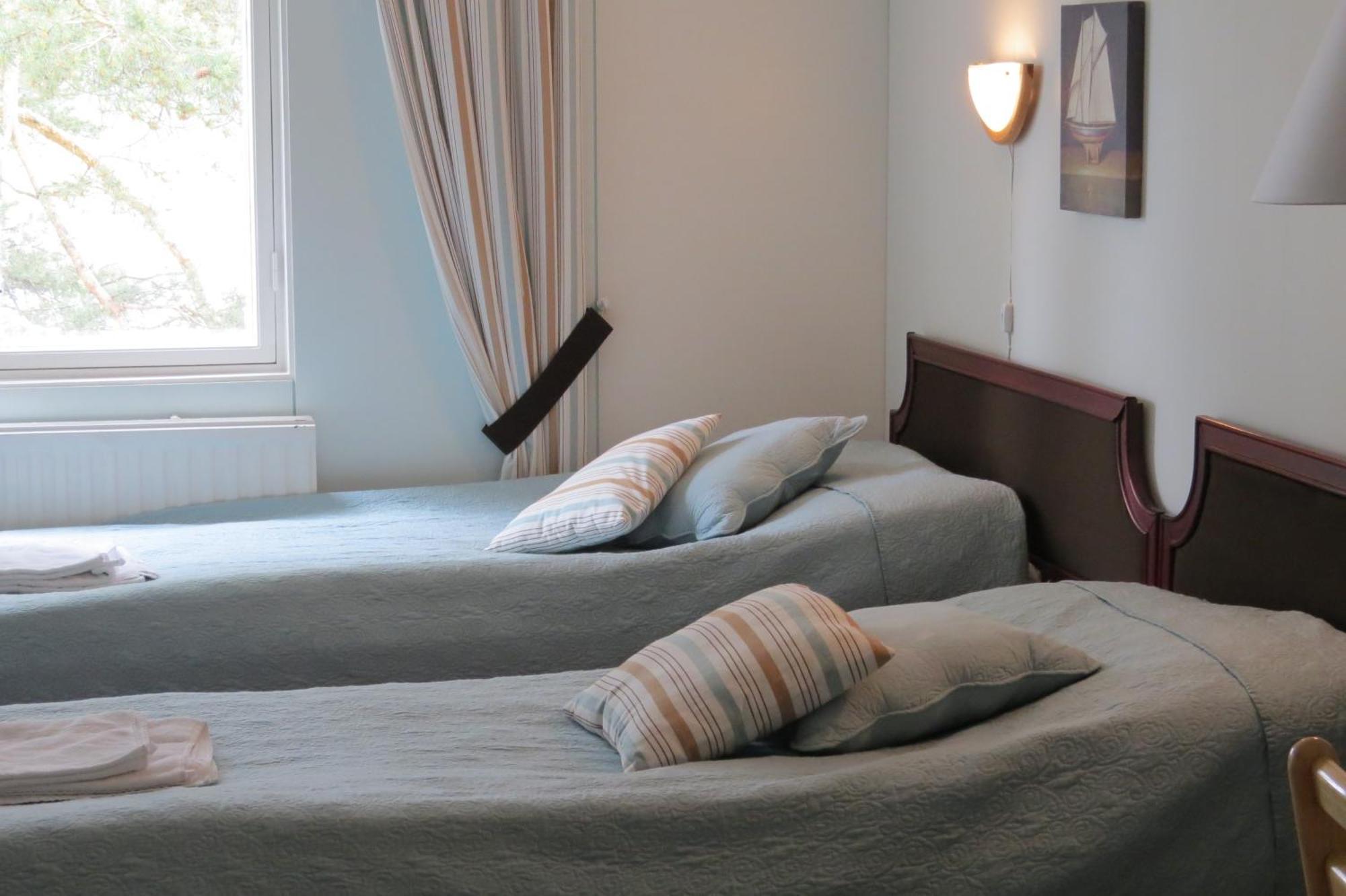 Hotel Laatokan Portti Parikkala Exteriér fotografie